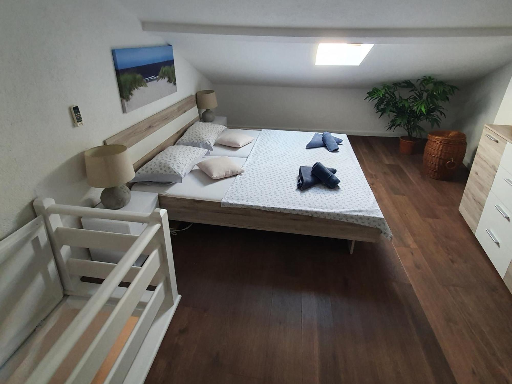 Beachfront House Sea La Vie Kastela Ngoại thất bức ảnh