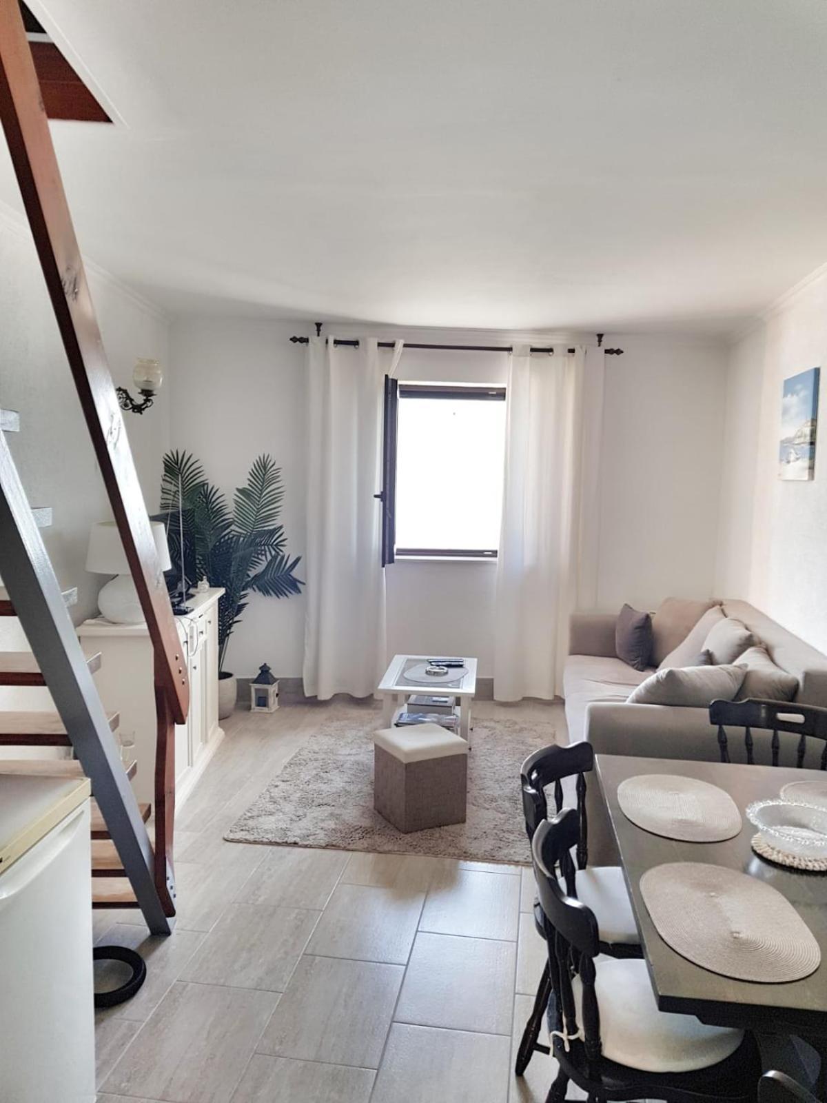 Beachfront House Sea La Vie Kastela Phòng bức ảnh