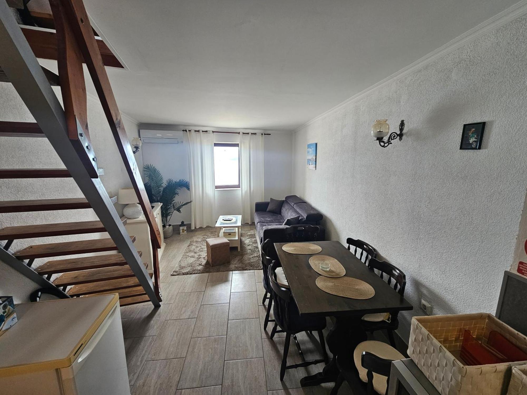 Beachfront House Sea La Vie Kastela Ngoại thất bức ảnh