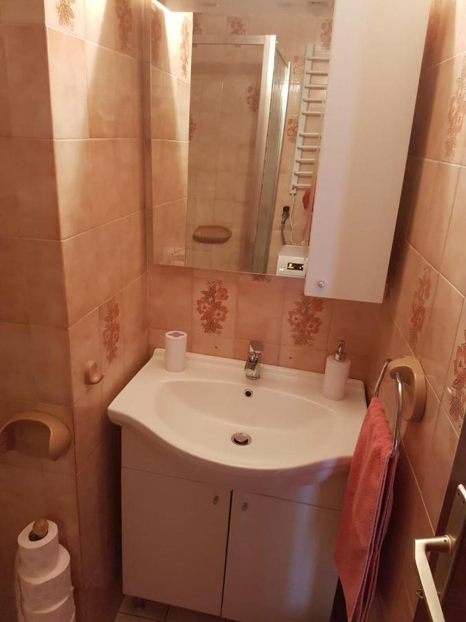 Beachfront House Sea La Vie Kastela Ngoại thất bức ảnh